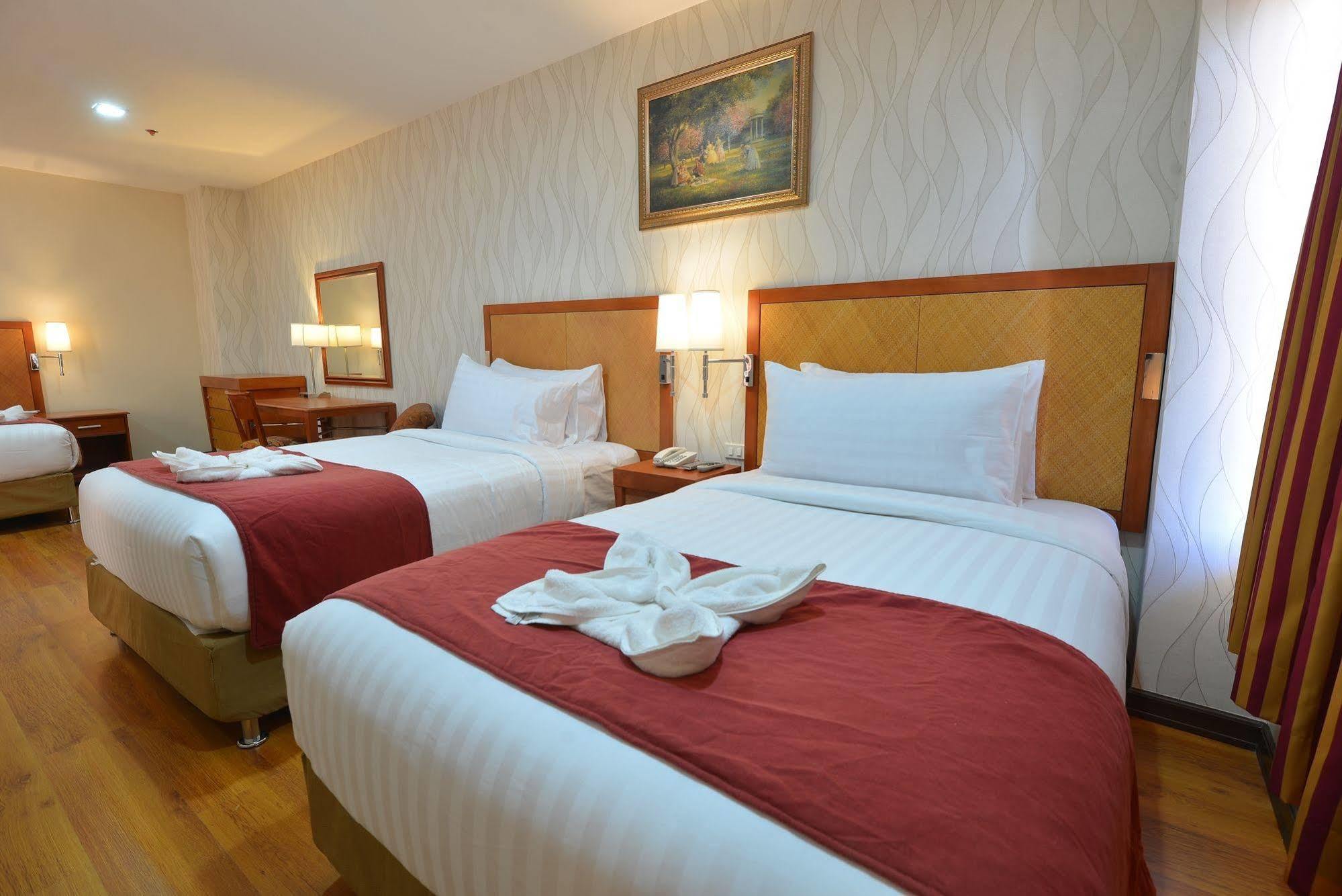 Royal Suites Condotel Kalibo Εξωτερικό φωτογραφία